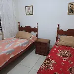 PRAIA DO FORTE 3 MIN A PÉ - Churrasqueira - Wi fi - Tv a Cabo